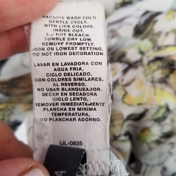 Jean's by Buffalo sheer floral long sleeve blouse - Picture 2 of 6